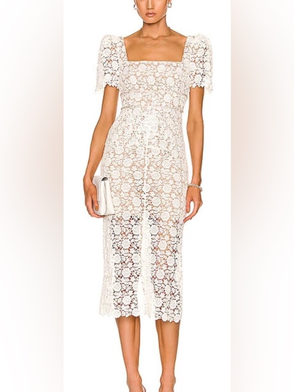 Self-Portrait Ivory
Floral Guipure Midi
Dress
Self-Portrait
Size 12